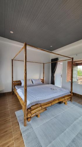 Single Room image 7