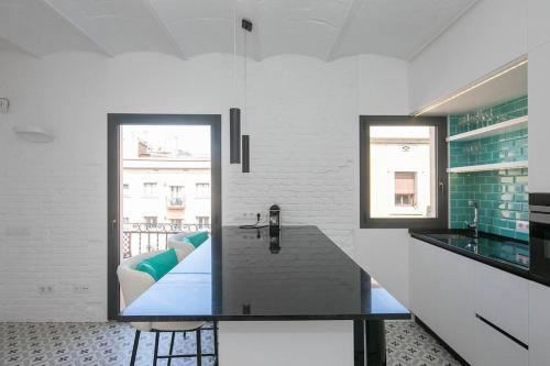 Awesome stylish flat Barceloneta - Tap to explore photos