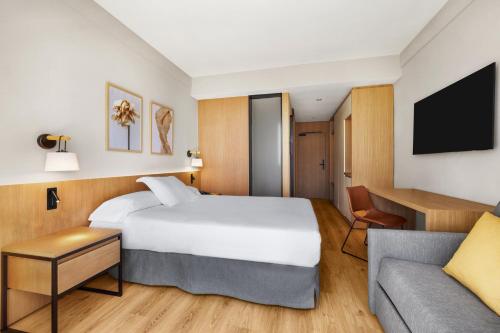 574613943 Protur Sa Coma Playa Hotel & Spa