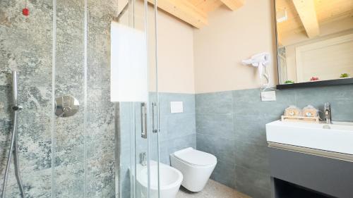 Studio Apartment image 2