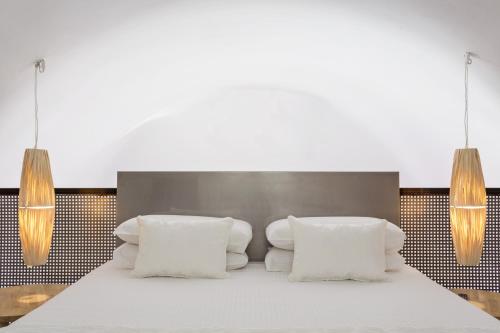 Art Hotel Santorini - image 11