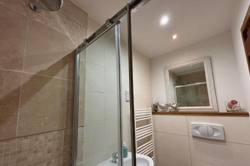 Vannas istaba, Le Pressoir de la Vieville, Gite Renoir in Mandeville-en-Bessin