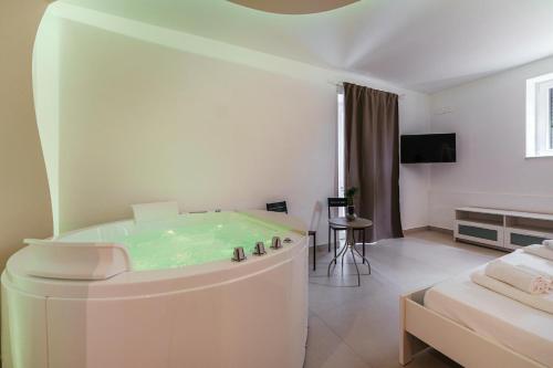 Il Poeta nella Vigna Room Type - King Room with Spa Bath