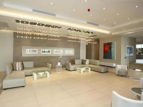 KMG Apartments at Sandton Skye - image 5