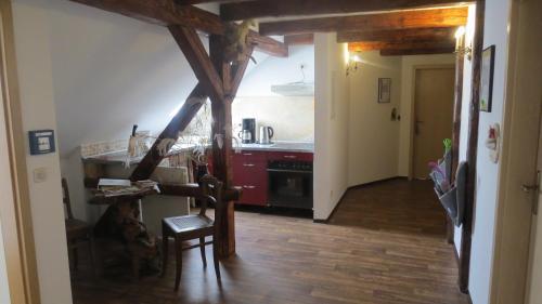 Ételek és italok, Marchenpension Rotkappchen und der Wolf in Eppendorf