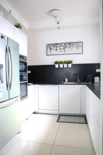 廚房, 23fl Seaview - Luxurious 4 BR in 貝特雁