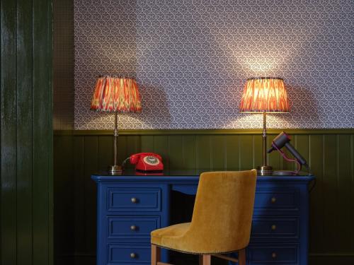 Old Bell Hotel - image 5