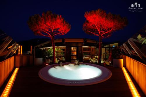 Pezsgőfürdő, Astra Hotel Vevey in Vevey Városközpont