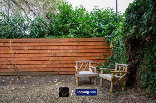 Picture of Cosy 3-Bed House, Garden & Free Parking In Stretford