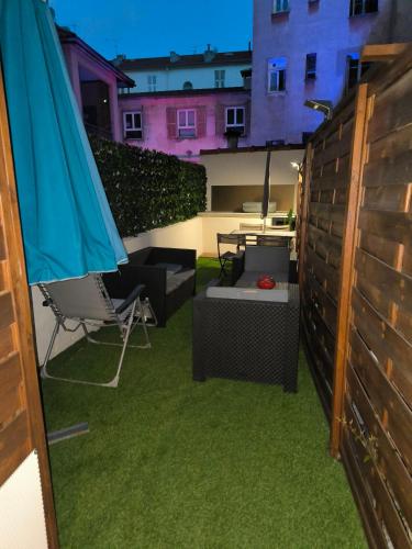 Loft place Masséna avec terrasse, Nice (photo 7)