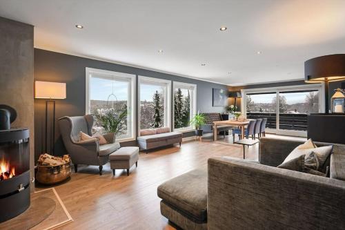Villa with garden, 2 floors, 240m2, Oslo (zdjęcie 8)