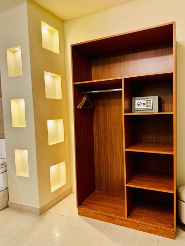 Solima pyramids - image 10