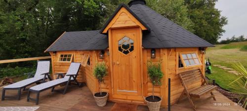 Cabane romantique avec Spa privé près de Saint-Émilion gîte à louer Saint-Antoine-du-Queyret