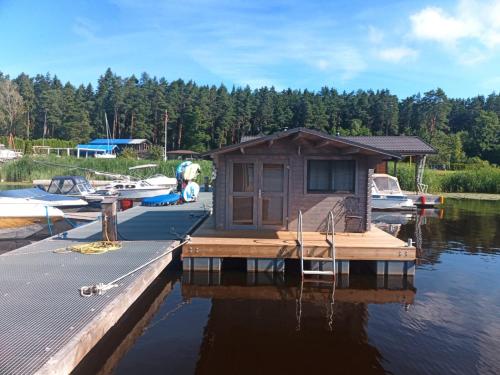 Floating Camp House - Tap to explore photos