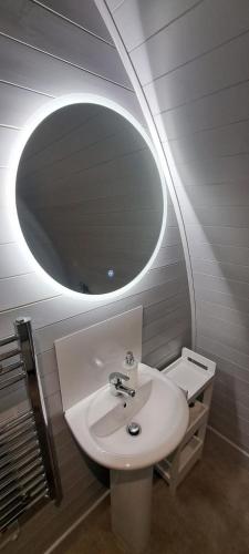 Bathroom, Leahys Pod Park in Cork Airport