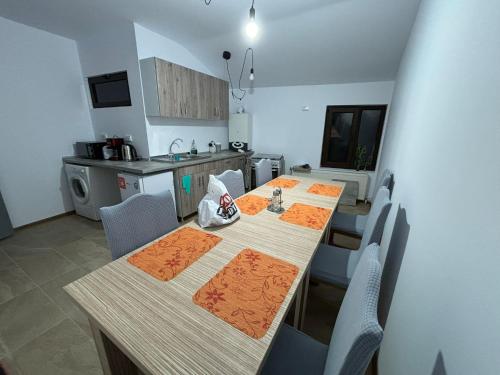 บริการและสิ่งอำนวยความสะดวก, Alexander Residence in บราอิลา