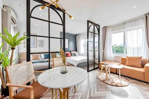 Roofrop Apartment- Elevator - Nearby OLd Quarter