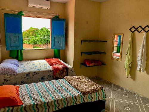 1 double bed, 1 twin bed