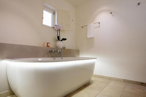 Junior Suite with Garden View