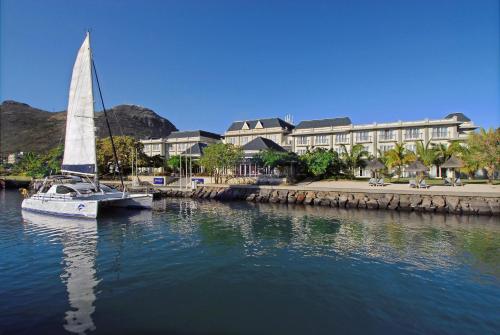 . Le Suffren Hotel & Marina