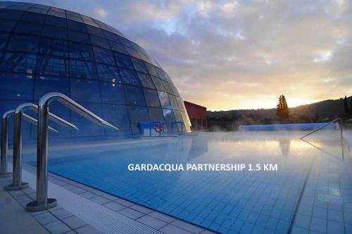 Hotel Benaco Garda S in Garda