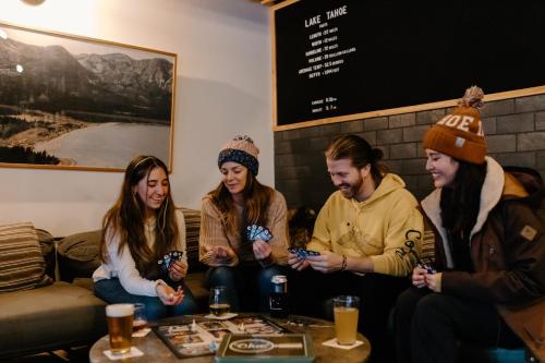 574711389 The Coachman Hotel