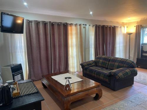 Pringle Studio, Benoni (foto 2)