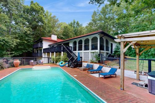 Kies Mountain Villa in Helen, USA