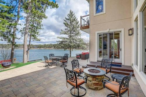 Instalaciones, Silver Lake Estate - Private Beach - Hot Tub - Arcades in Wautoma (WI)