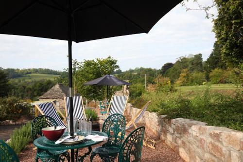 Facilities, Cathedral View - Romantic Wye Valley Country House 1 Bed Apartment - Dog Friendly in Newland