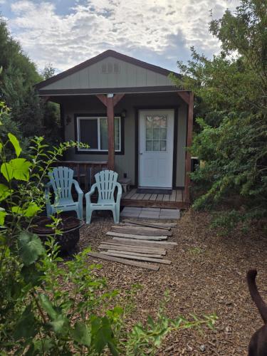 Wildland Gardens Garden Cabin