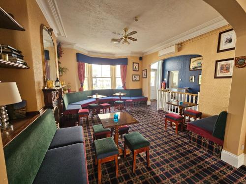 Bar/lounge, Rivelyn Hotel Bar & Restaurant in Scarborough