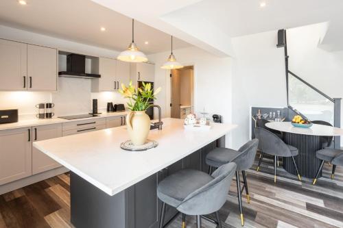 Konyha, Host & Stay - The Stable in Longford