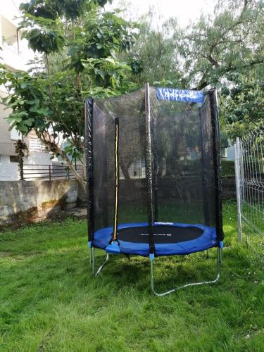 Spēļu laukums, Vegalmar in Limpias