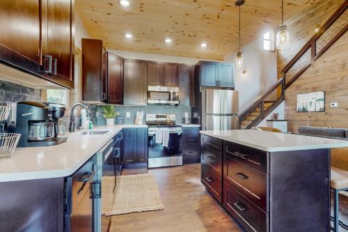 Luxe Mountain Hideaway