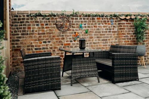 Elegant Barn Retreat with jacuzzi in North Somercotes
