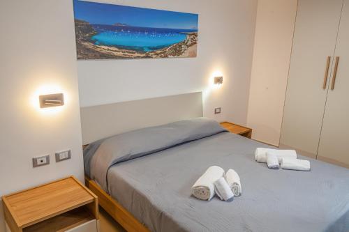 Double Room with Private Bathroom room in Isgrò Rooms