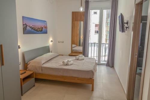 Quadruple Room with Private Bathroom image 4
