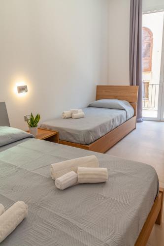 Triple Room with Private Bathroom image 7
