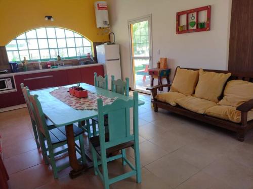 Cabañas Escondidas Taxco e Ilios (Cabanas Escondidas Taxco e Ilios) in Villa Tacú