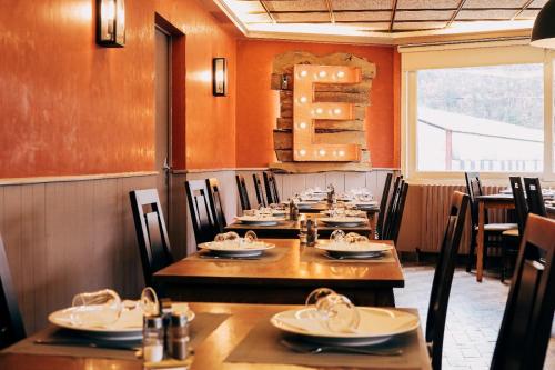 Ресторан, Hotel du Luxembourg in Mende