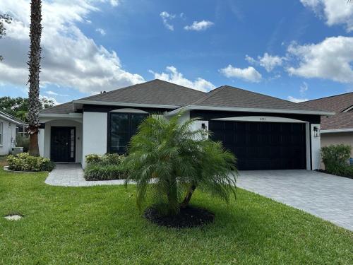 Fully Updated Holiday Villa Southern Dunes South Facing Pool in Haines City, USA
