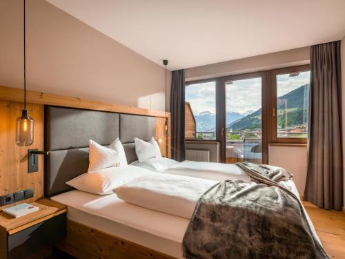 Hotel Waldfriede - Panoramic View Zillertal Room Type - Junior Suite with Balcony