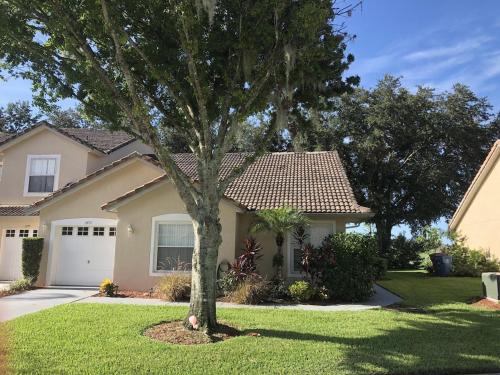 Southern Dunes Condo Private in Haines City, USA