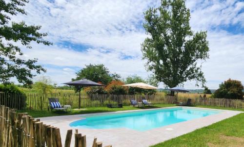 . Le Manoir de Lisle