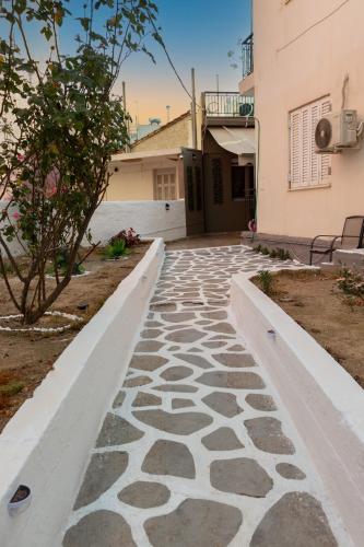 Tree Haven - Near Kourenti Beach with 100Mbps Wi-Fi, Calcide (foto 9)