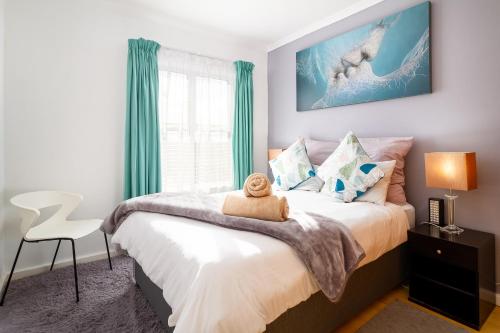 Funky 2bed apartment add our Transport service Funky 2bed apartment add our Transport service