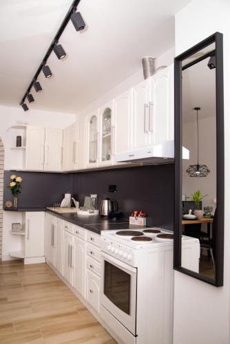 Josephine Apartment in Kertvaroš