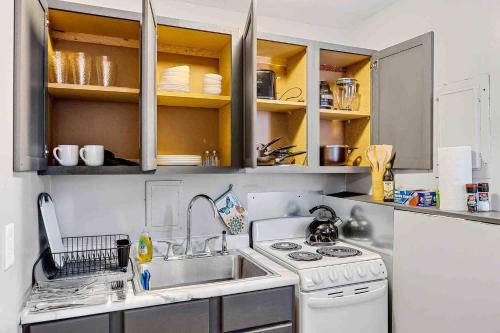 Country Studio in 奧羅拉