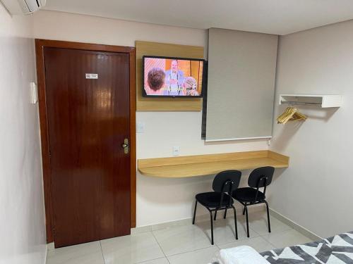 Deluxe Single Room image 1